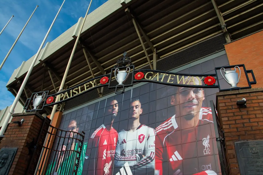 PSV fotboll möter Liverpool – dags att vända trenden illustration